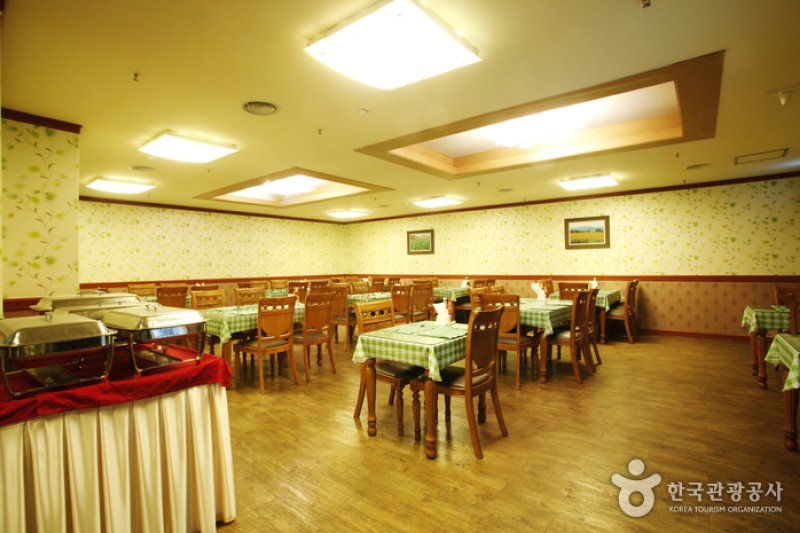 仁川空港ホテル（인천공항호텔(Hotel Incheon Airport)）