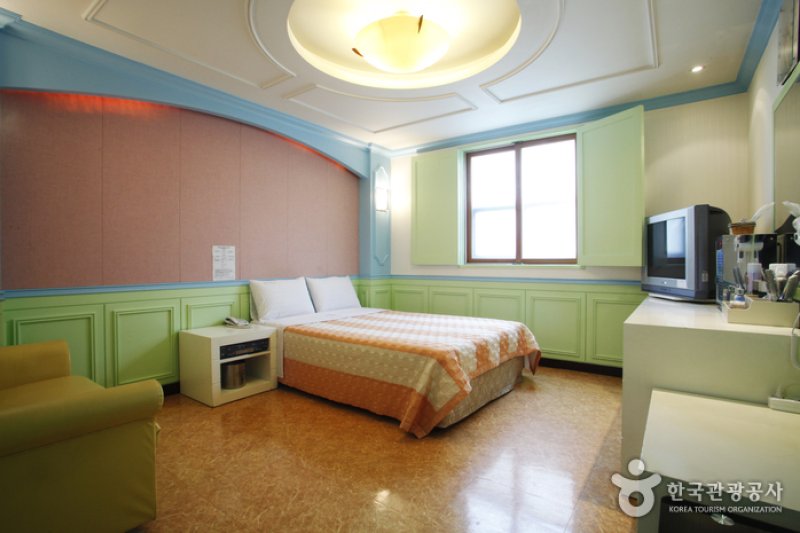 仁川空港ホテル（인천공항호텔(Hotel Incheon Airport)）
