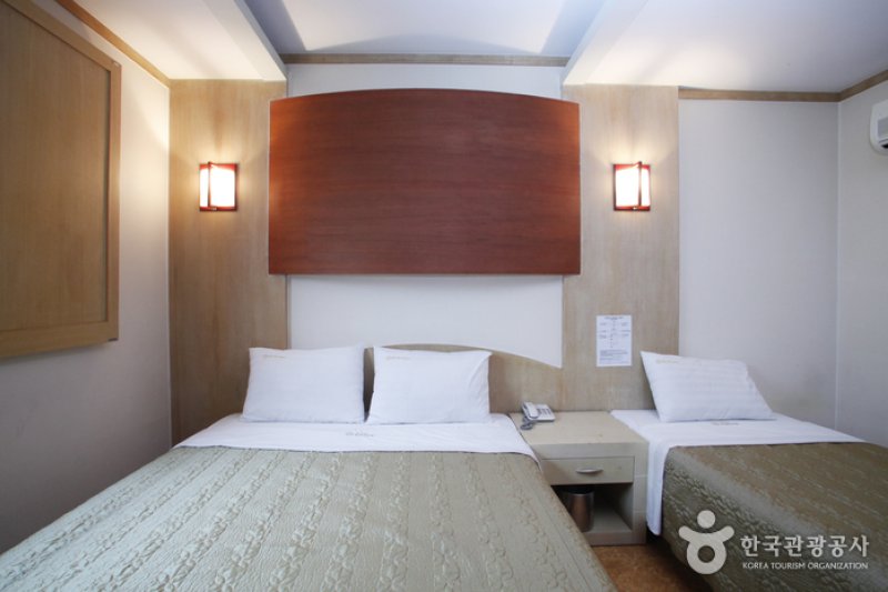 仁川空港ホテル（인천공항호텔(Hotel Incheon Airport)）