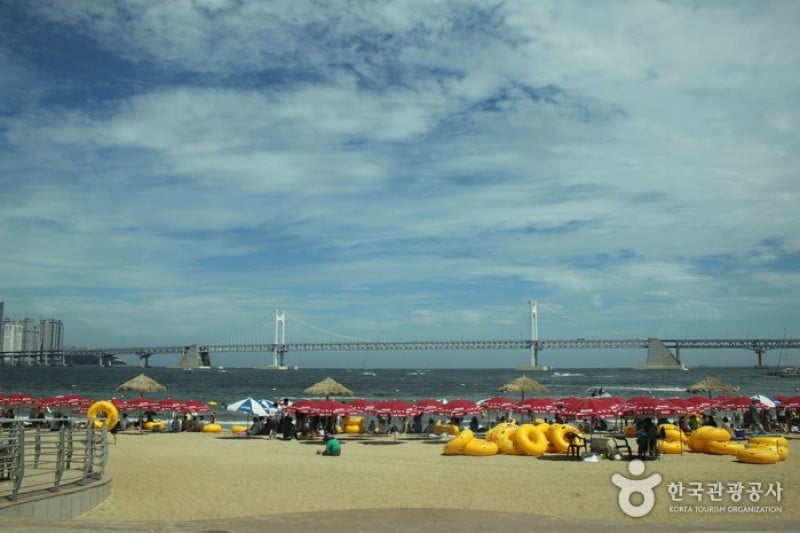 広安里海水浴場