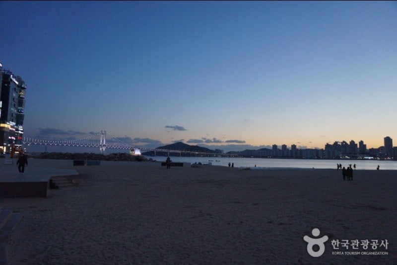 広安里海水浴場