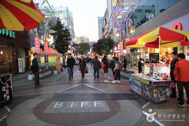 BIFF広場