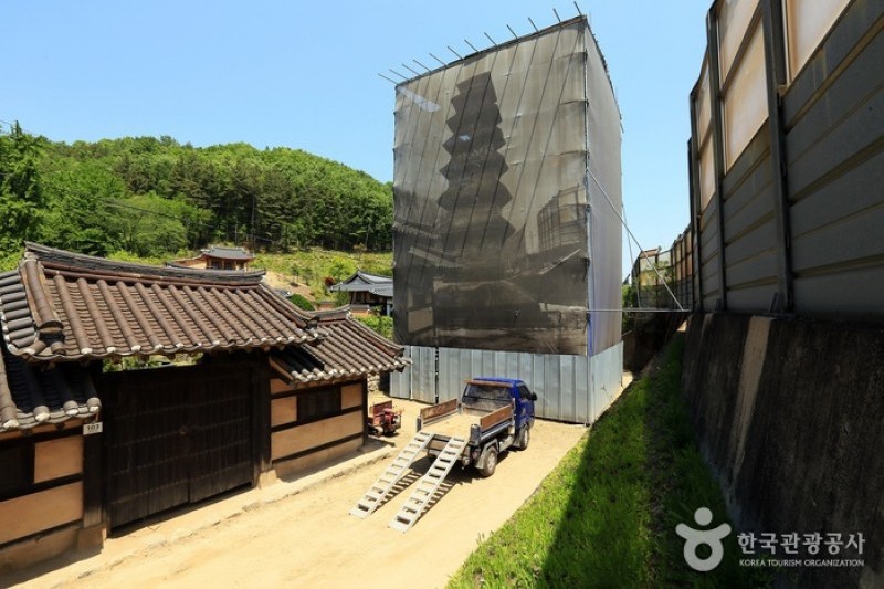 新世洞七層塼塔
