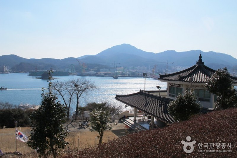 南望山彫刻公園