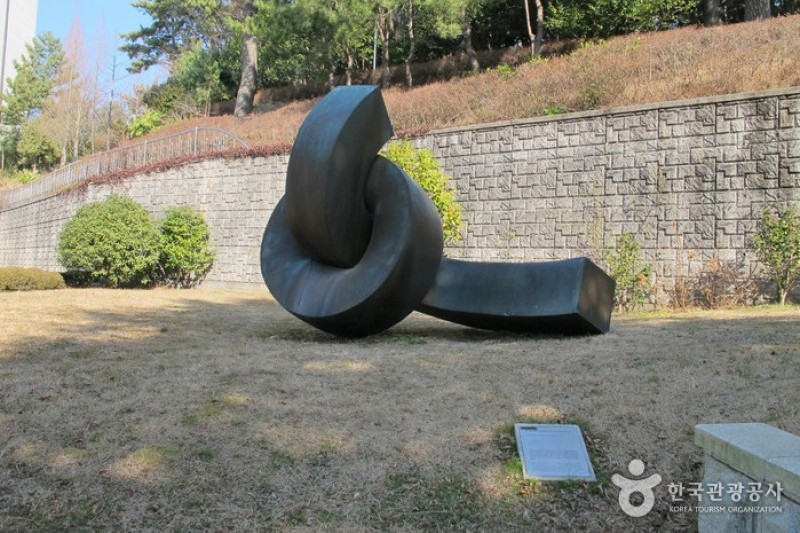 南望山彫刻公園