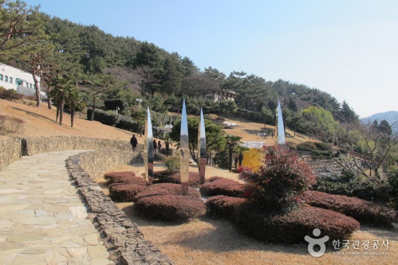 南望山彫刻公園