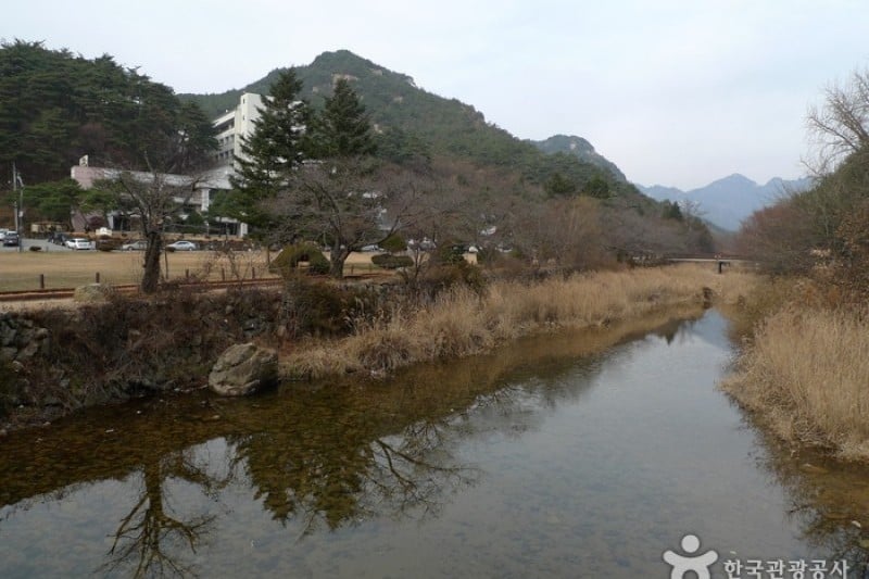 俗離山国立公園（忠清北道）（속리산국립공원
