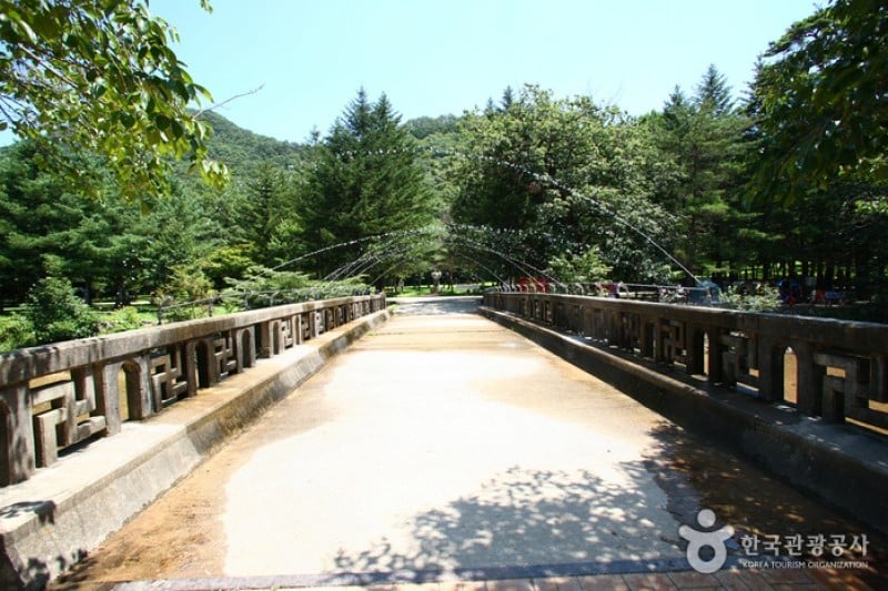 俗離山国立公園（忠清北道）（속리산국립공원