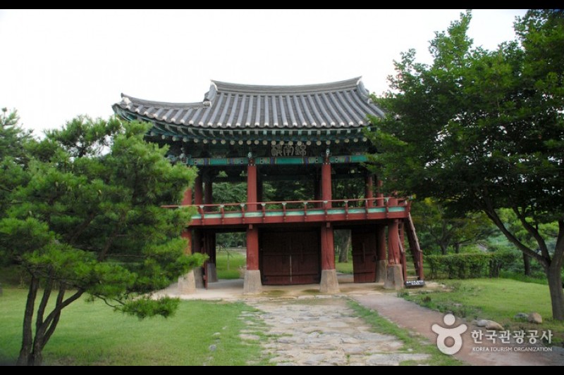 清風文化財団地