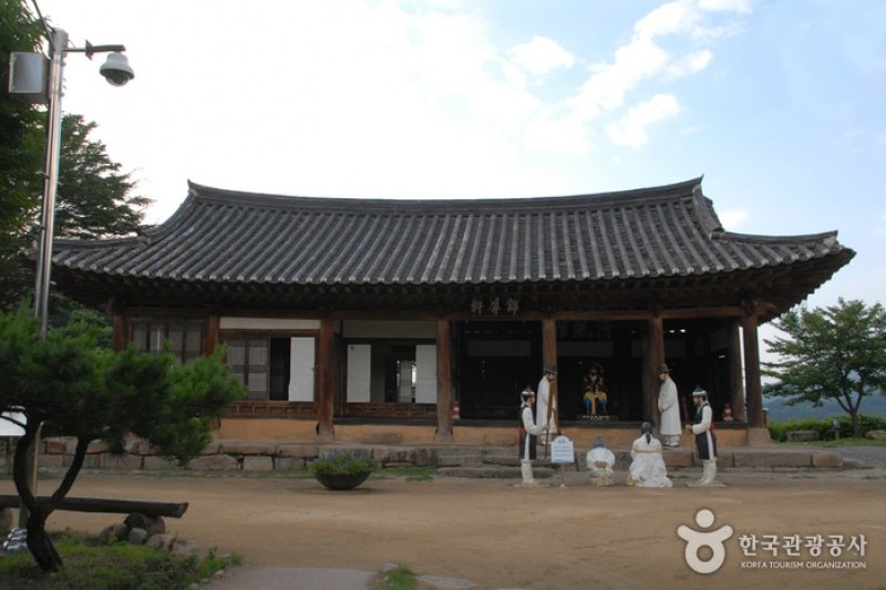 清風文化財団地