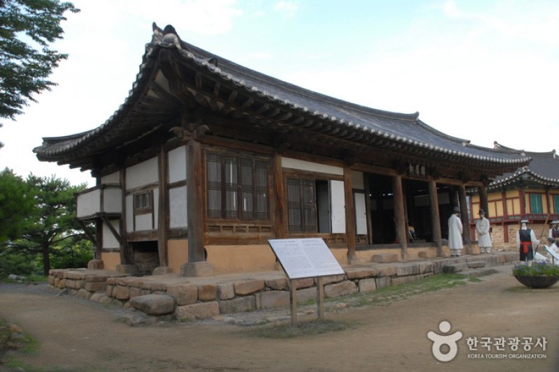 清風文化財団地