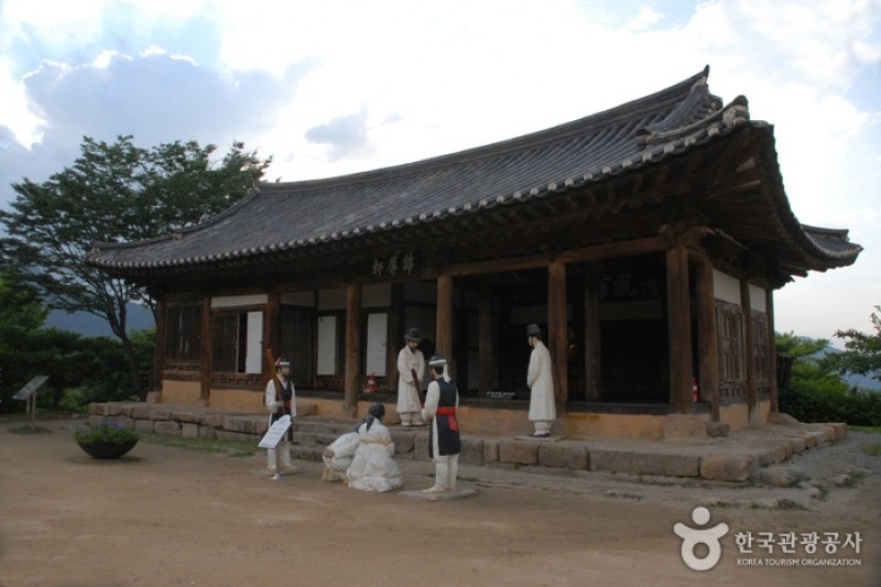 清風文化財団地