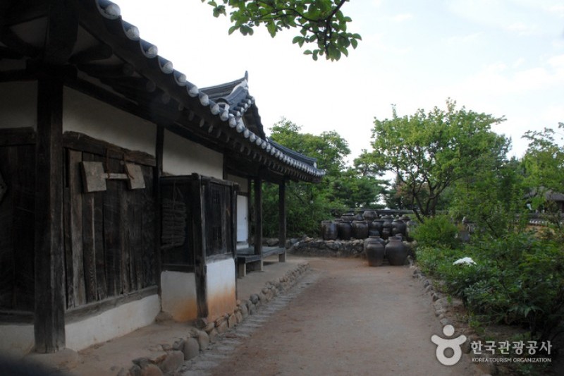 清風文化財団地