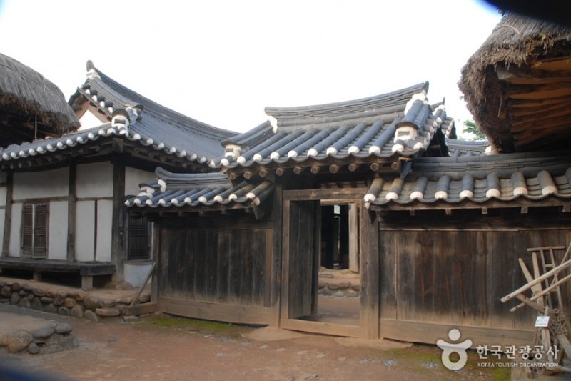 清風文化財団地
