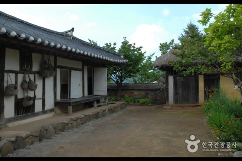 清風文化財団地
