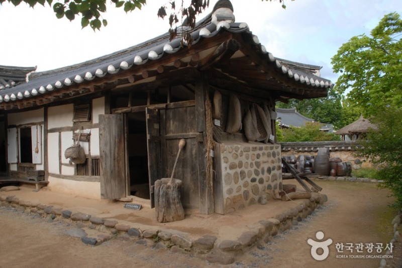 清風文化財団地