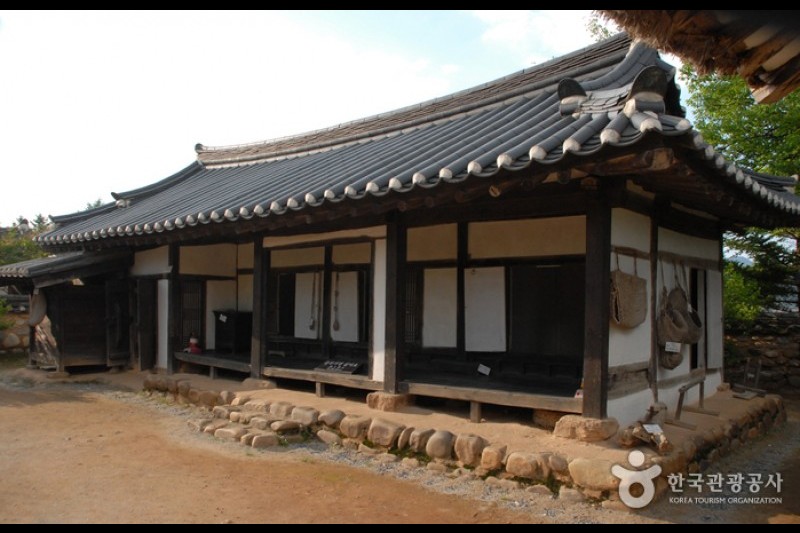 清風文化財団地