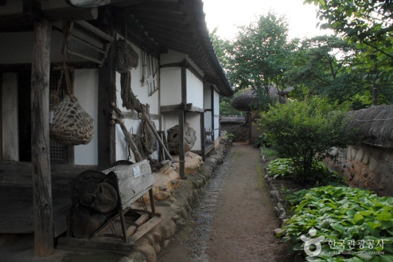 清風文化財団地