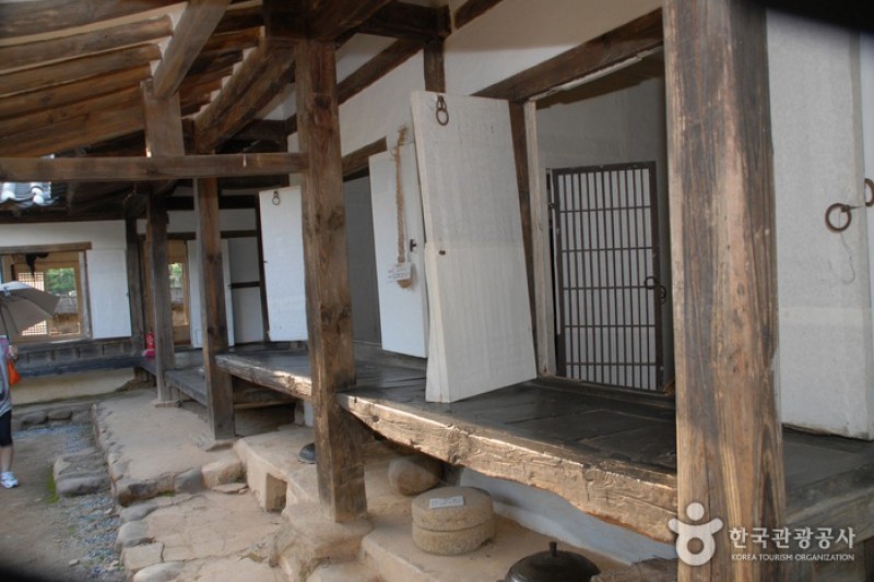 清風文化財団地