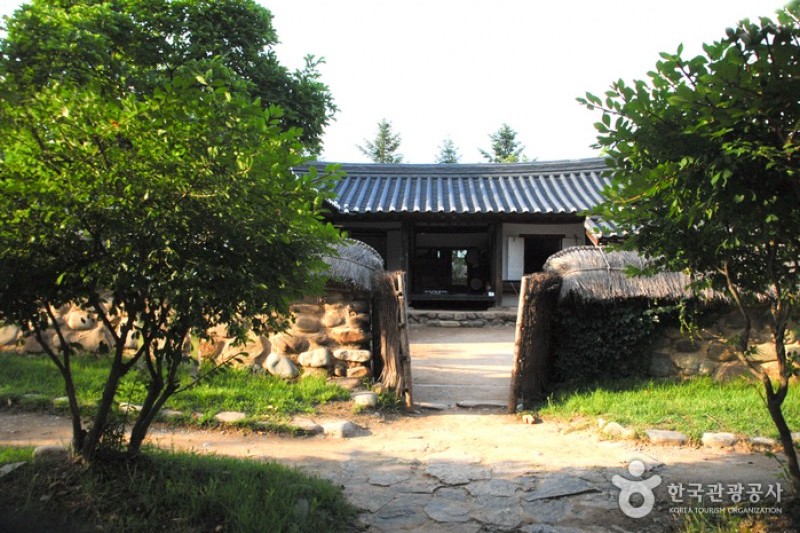 清風文化財団地