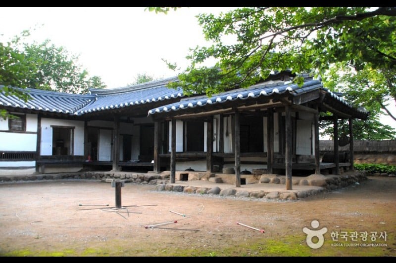 清風文化財団地