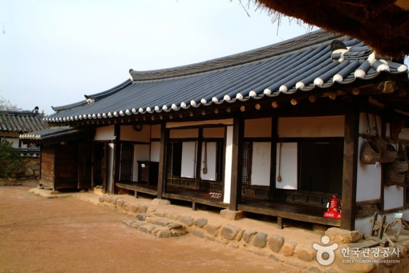 清風文化財団地