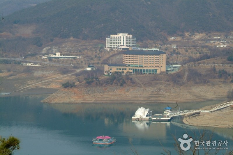清風文化財団地