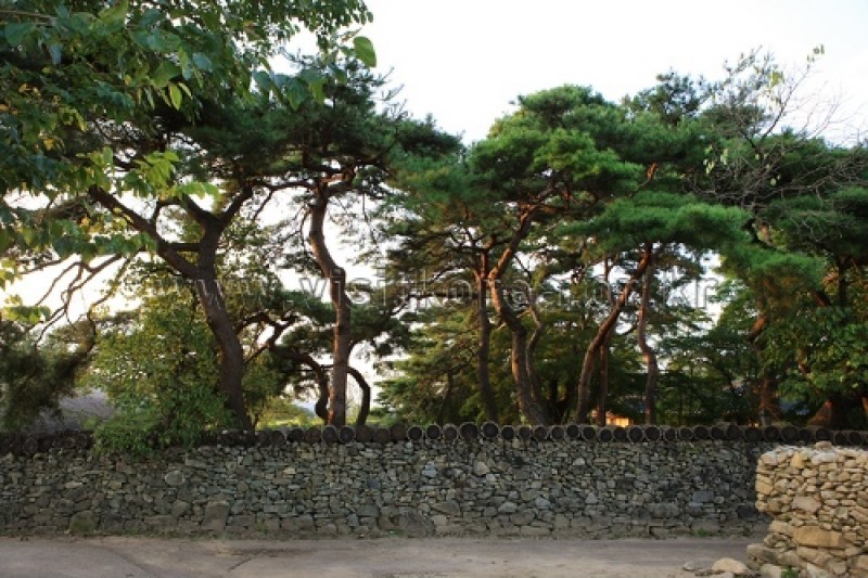 牙山外岩民俗村