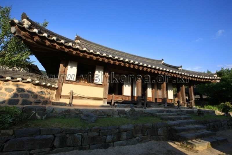 牙山外岩民俗村