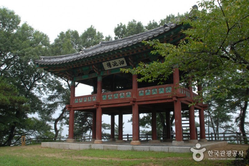 官北里遺跡と扶蘇山城［ユネスコ世界文化遺産］