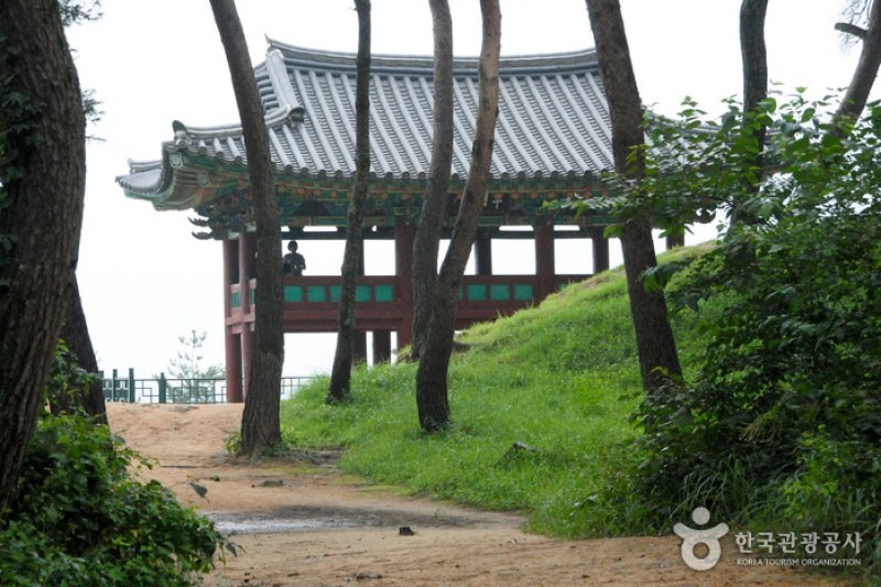 官北里遺跡と扶蘇山城［ユネスコ世界文化遺産］