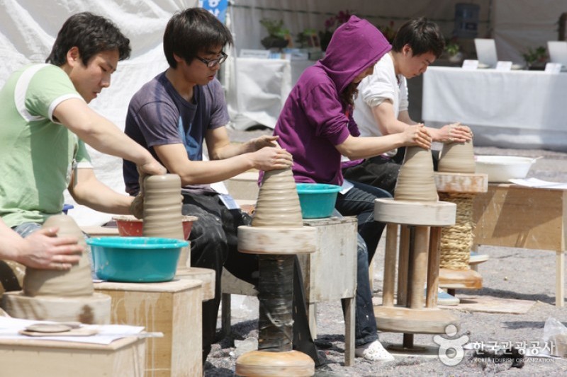 聞慶伝統茶碗祭り