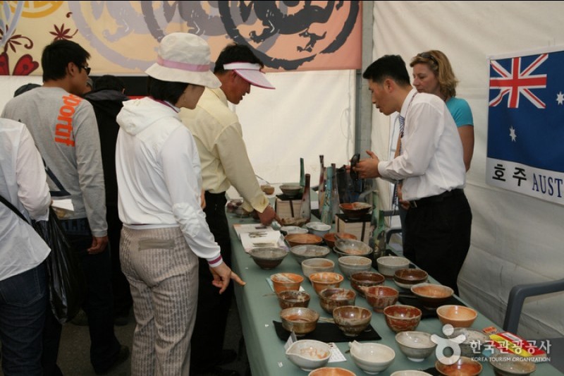 聞慶伝統茶碗祭り