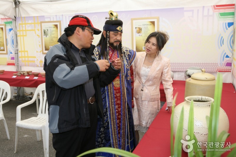 聞慶伝統茶碗祭り