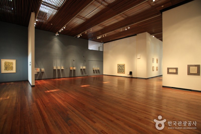 李應魯美術館