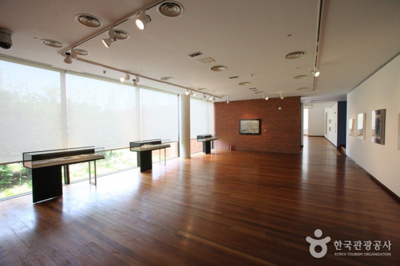 李應魯美術館
