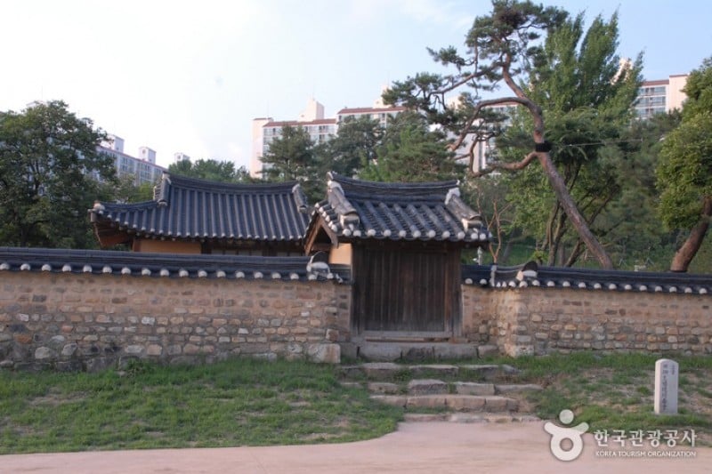 大田 懐徳同春堂