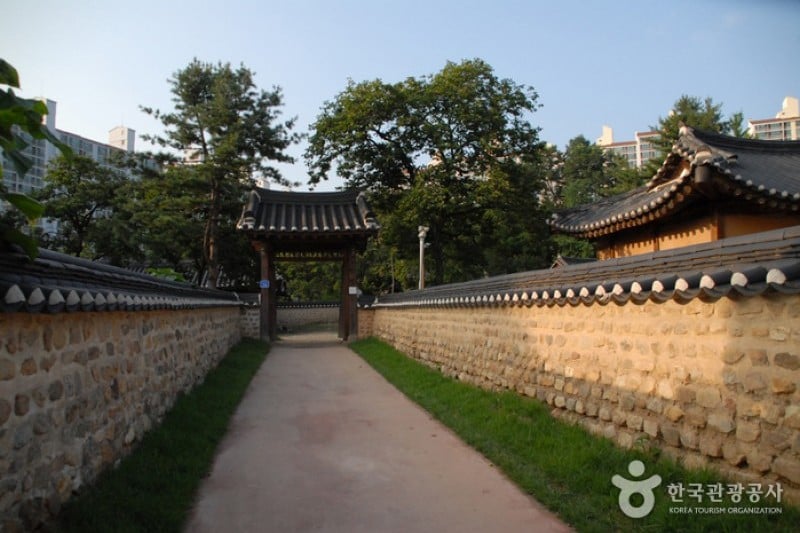 大田 懐徳同春堂