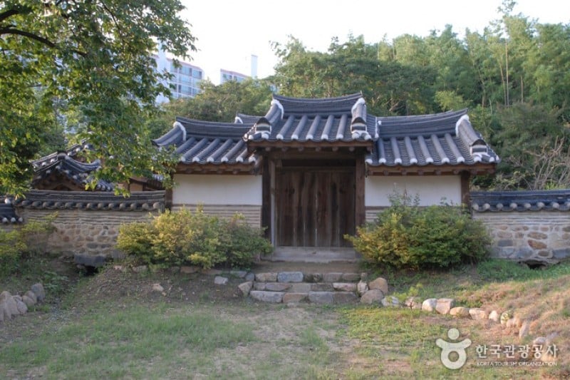 大田 懐徳同春堂