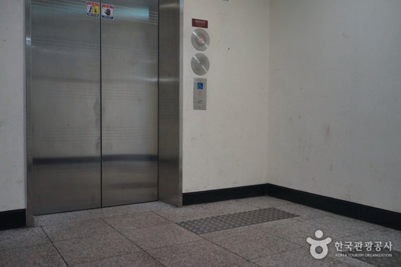 ソウル 高麗大学校本館（서울 고려대학교 본관）