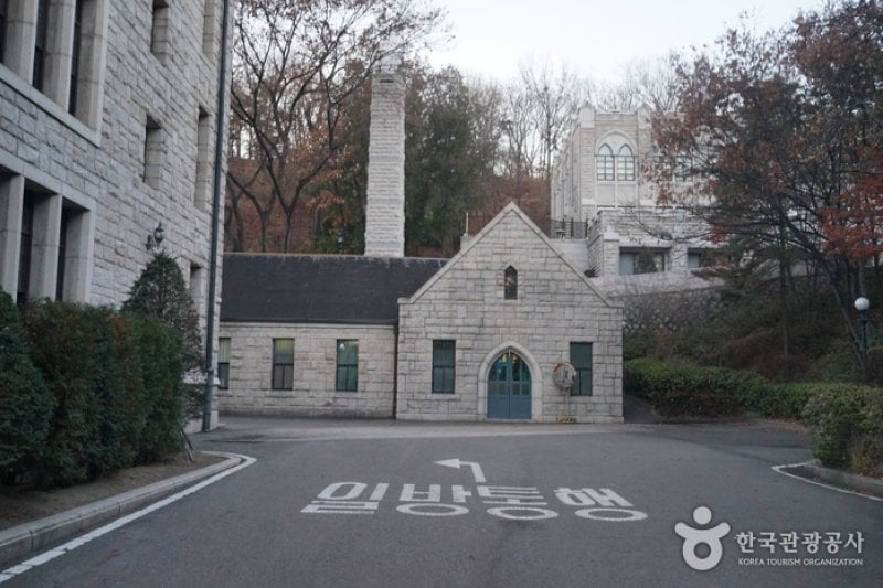 ソウル 高麗大学校本館（서울 고려대학교 본관）