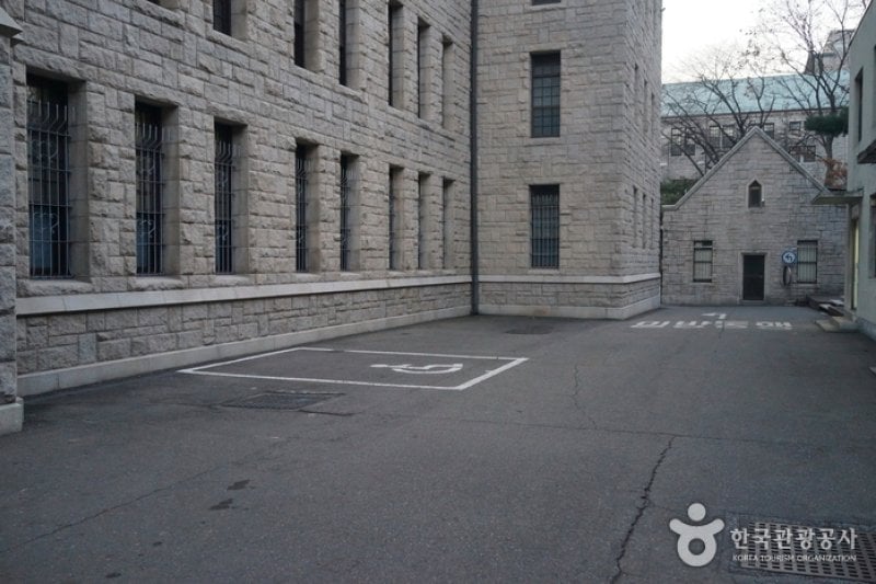 ソウル 高麗大学校本館（서울 고려대학교 본관）