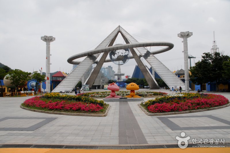 儒城観光特区（유성 관광특구）