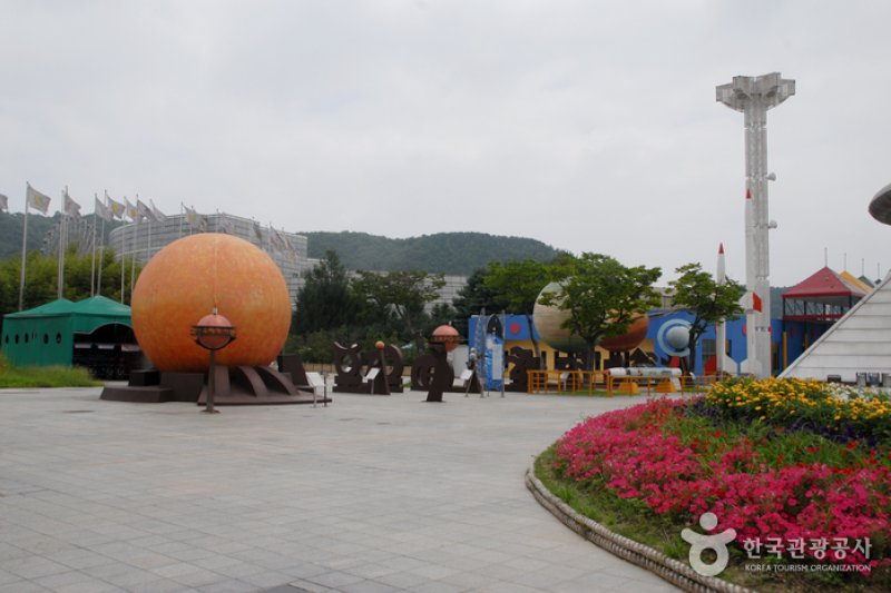 儒城観光特区（유성 관광특구）