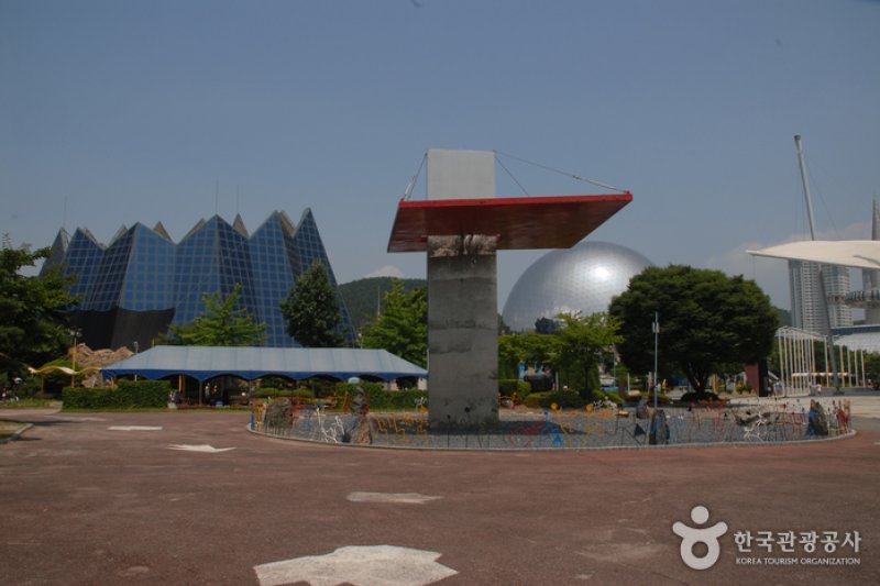 儒城観光特区（유성 관광특구）