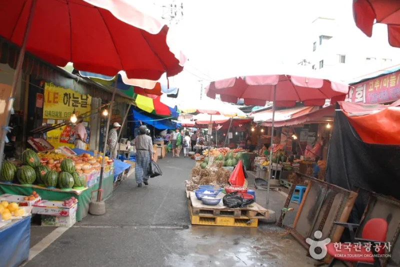 駅前市場（역전시장）