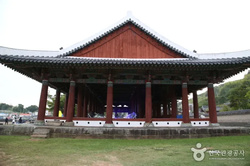 統営 三道水軍統制営（통영 삼도수군통제영）