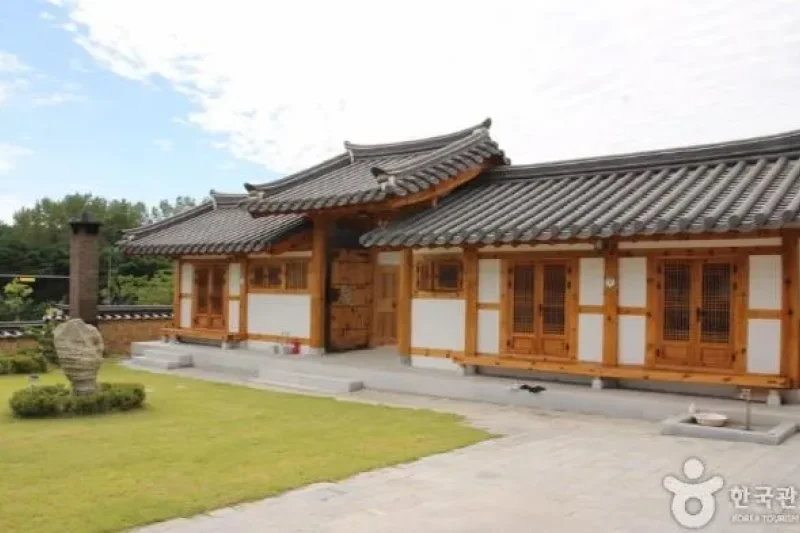豊松斎 [韓国観光品質認証]  / 풍송재 [한국관광 품질인증/Korea Quality]