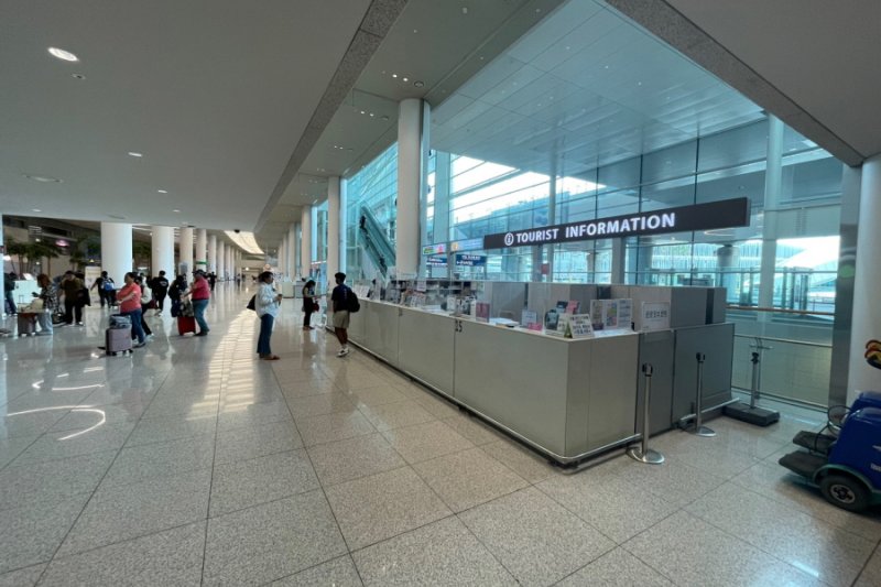 仁川国際空港観光案内所(第2ターミナル、西側)